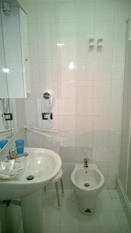 Bb Dante Bed and Breakfast Messina Buitenkant foto