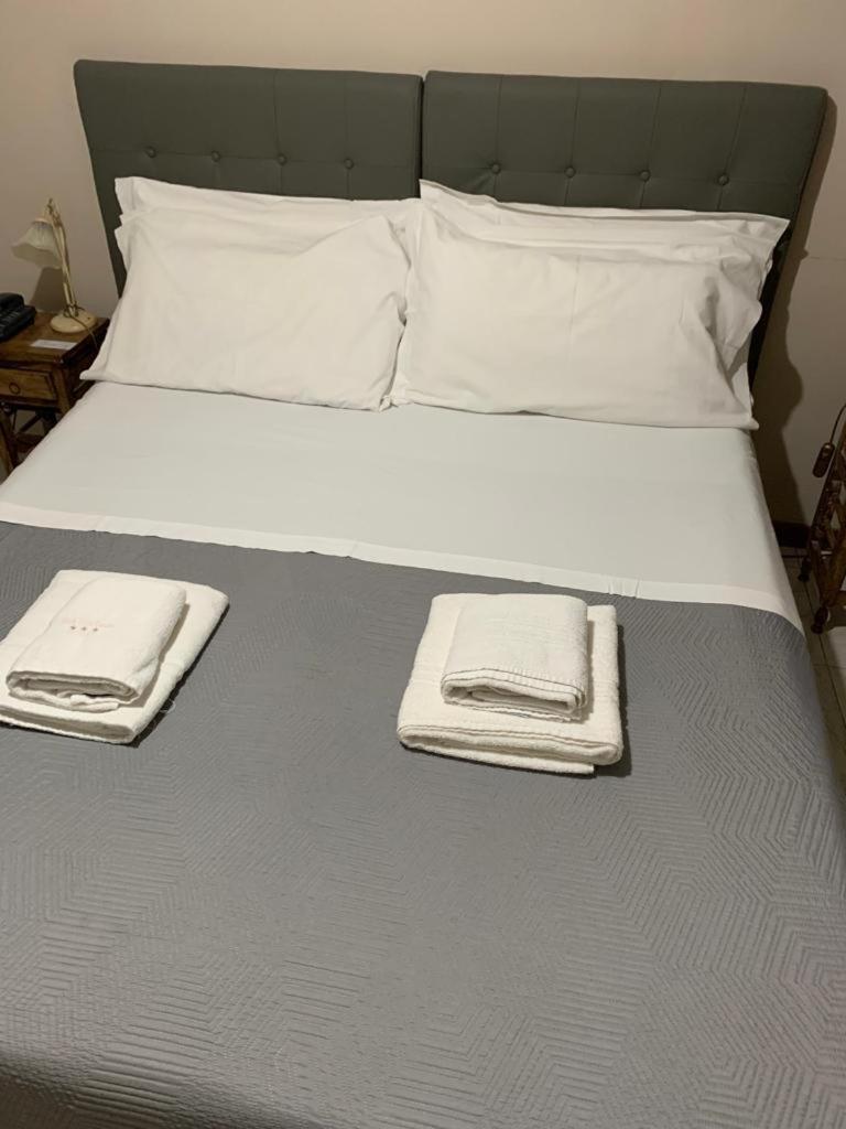 Bb Dante Bed and Breakfast Messina Buitenkant foto